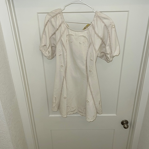Free People Dresses & Skirts - NWOT Free People White Dress size Small